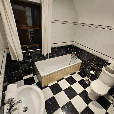 Holiday home 3 Clos Na Feirme Three Bedroom House With Hot Tub Galway
