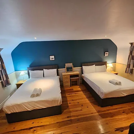 3 Clos Na Feirme Three Bedroom House With Hot Tub Holiday home