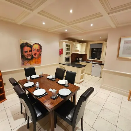 Semesterbostad 3 Clos Na Feirme Three Bedroom House With Hot Tub