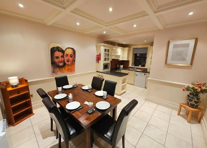 펜션 3 Clos Na Feirme Three Bedroom House With Hot Tub