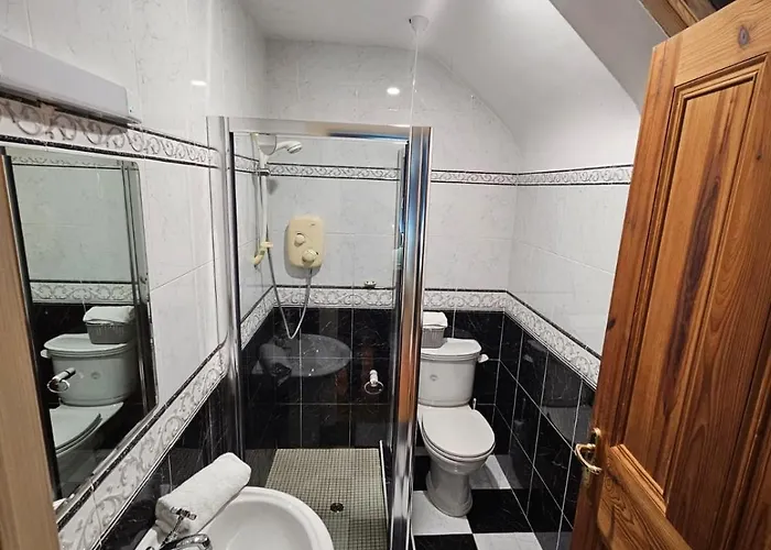 펜션 3 Clos Na Feirme Three Bedroom House With Hot Tub *