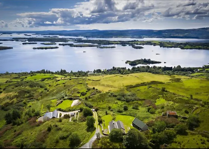 3 Clos Na Feirme Three Bedroom House With Hot Tub 펜션 골웨이