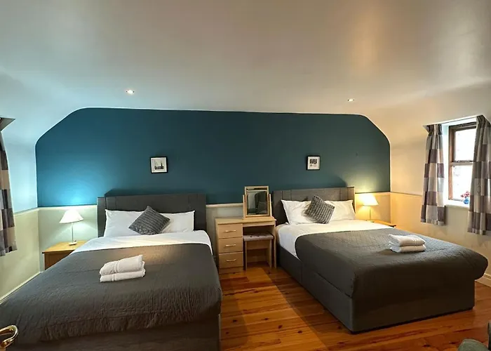 3 Clos Na Feirme Three Bedroom House With Hot Tub 펜션